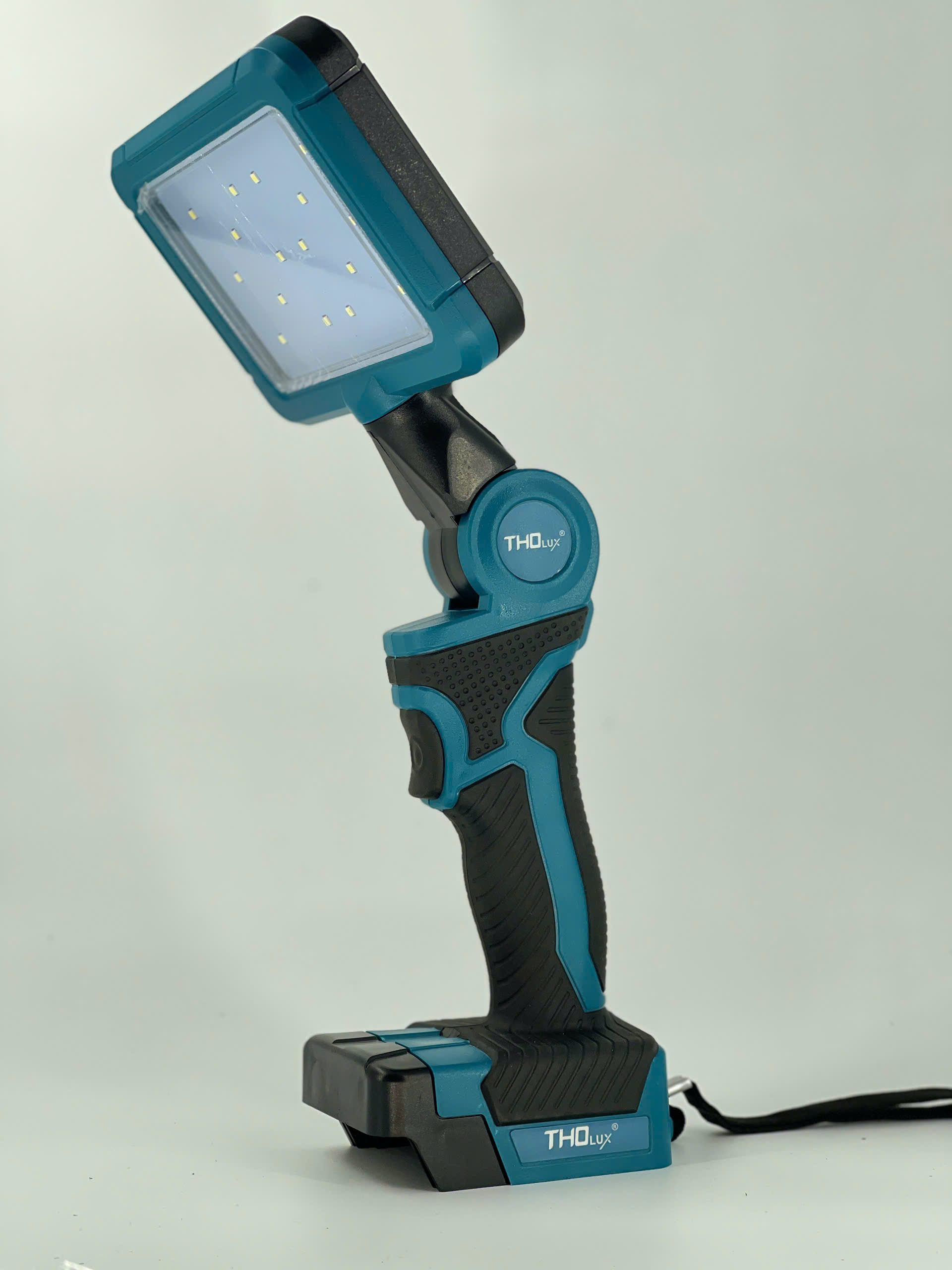 Đèn dùng pin M-9135