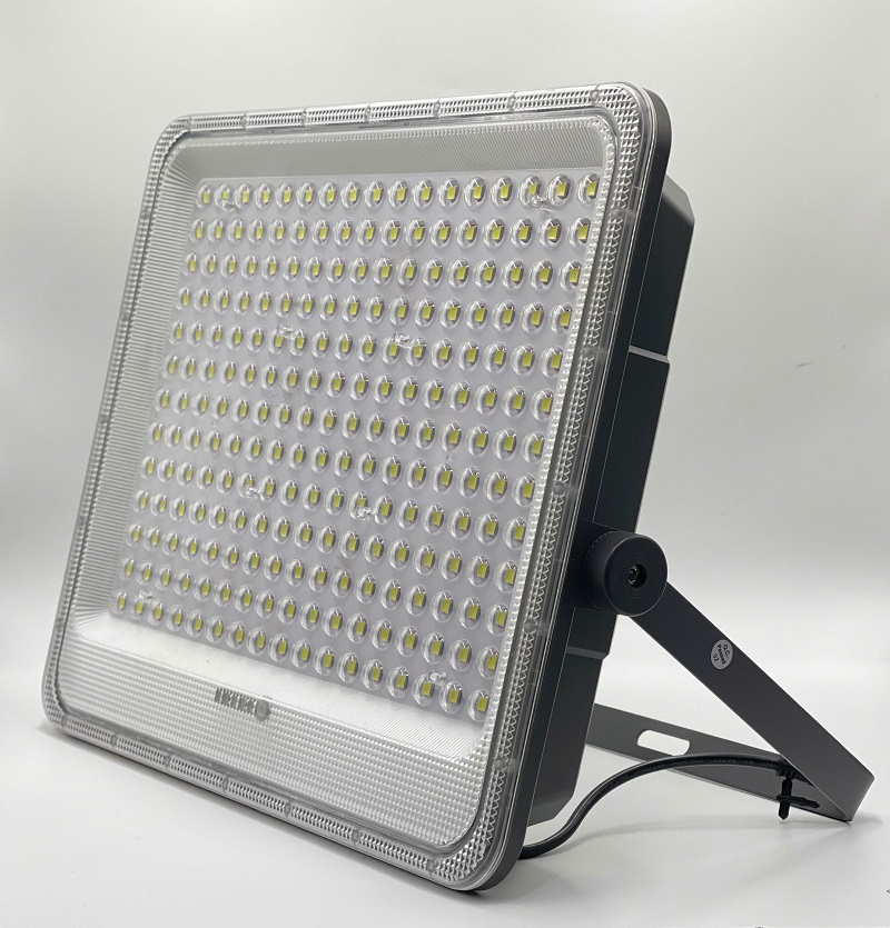 Đèn năng lượng mặt trời DNL-027